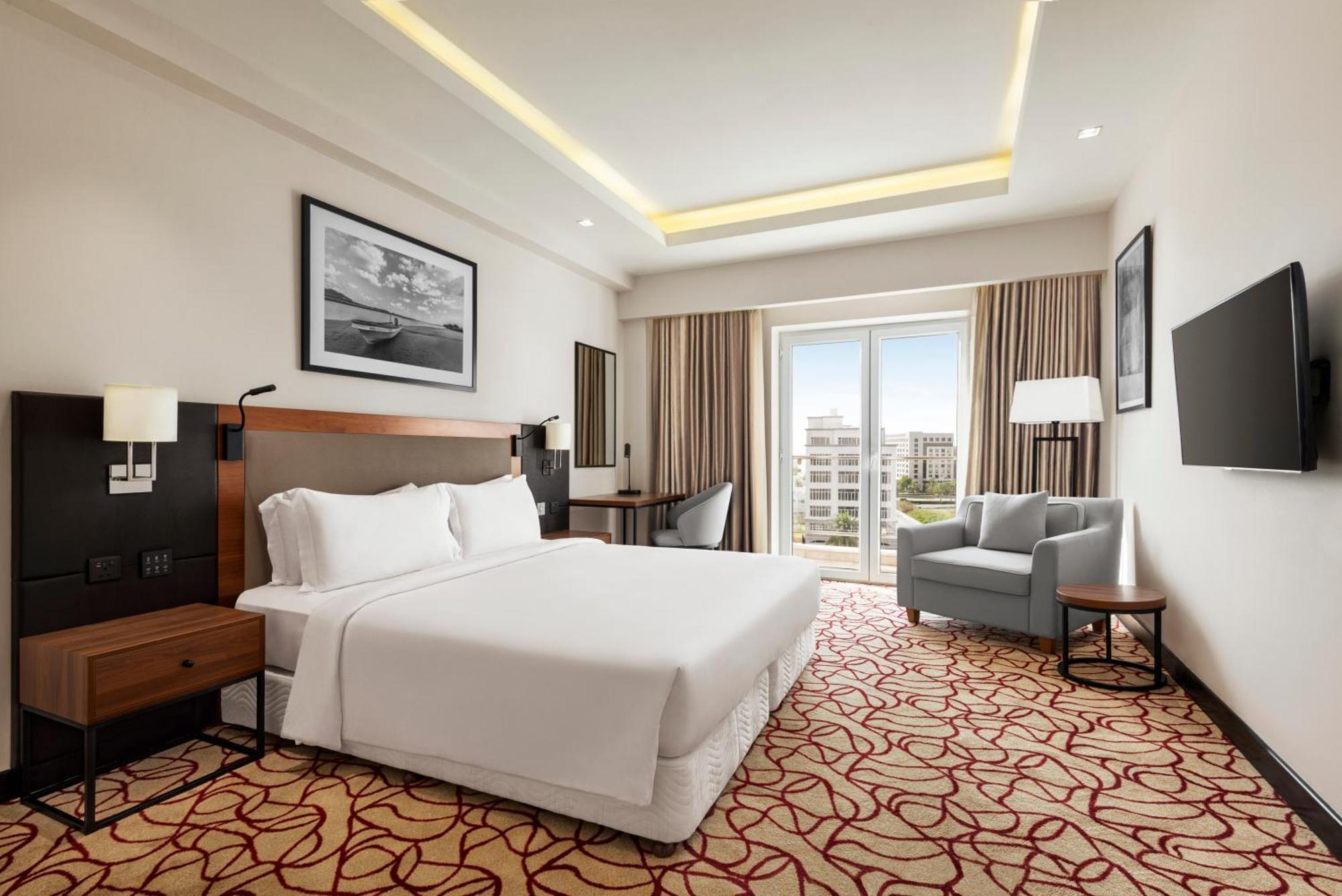 Radisson Panorama 4*